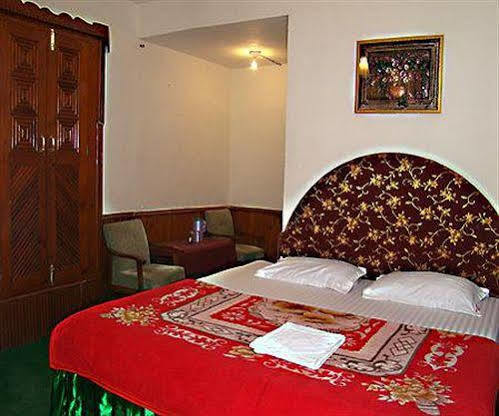 Hotel Chetna Manāli Eksteriør bilde